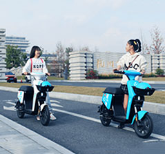 Cycling in scenic areas